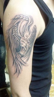 手臂好看的天使纹身