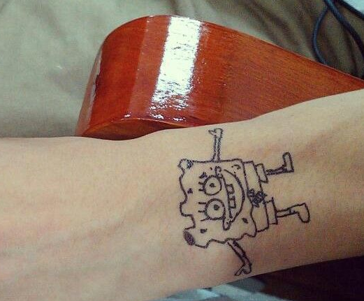 点击大图看下一张:海绵绵宝宝纹身图案