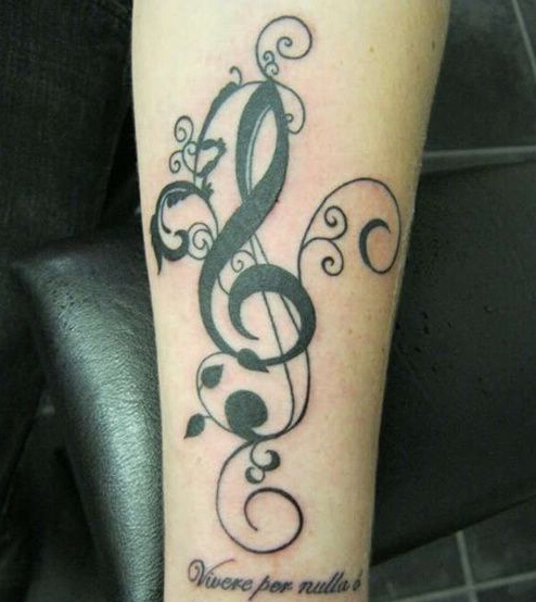 点击大图看下一张:手臂上好看的音符藤蔓纹身