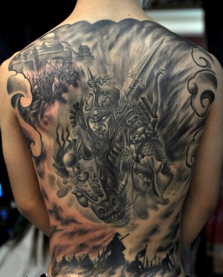 点击大图看下一张:超帅很酷的满背赵云刺青图片