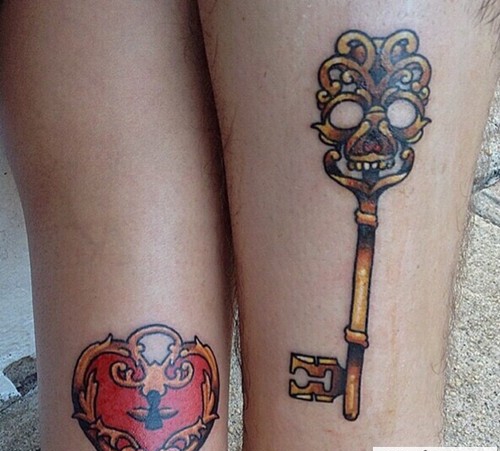 点击大图看下一张：浪漫的钥匙锁匙情侣纹身