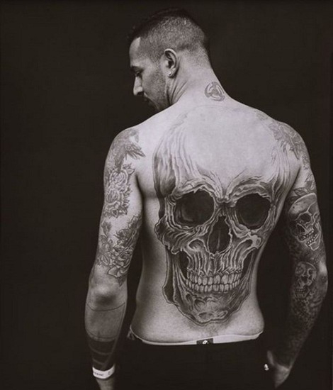 点击大图看下一张：超酷炫帅气的骷髅满背