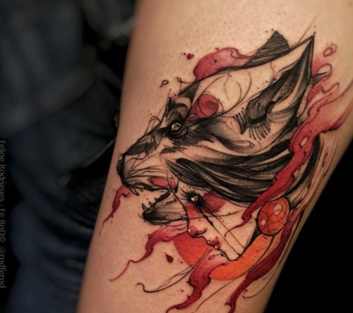 点击大图看下一张:男士钟爱的帅气的狼头纹身