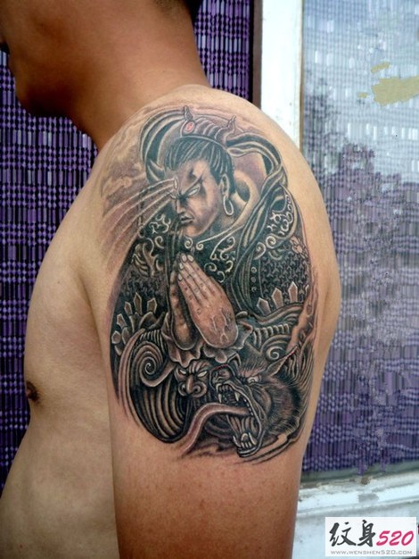点击大图看下一张：手臂大臂上个性霸气的二郎神杨戬纹身图案图6