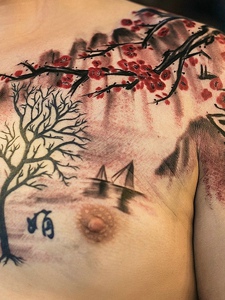 山水与树枝的个性水彩图腾纹身刺青