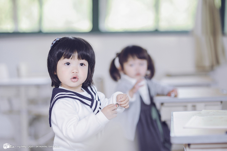 点击大图看下一张：春天花开同学会