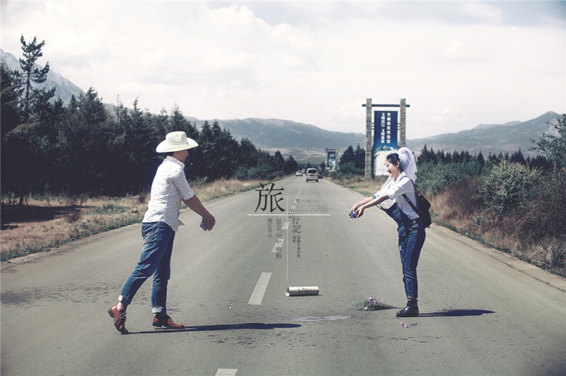 点击大图看下一张：丽江行