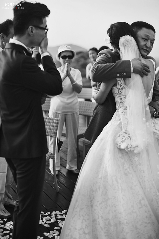 点击大图看下一张:普吉岛婚礼