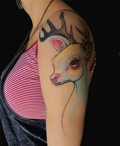 点击大图看下一张：一组适合女生的麋鹿纹身图案