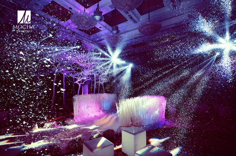 点击大图看下一张：谜城