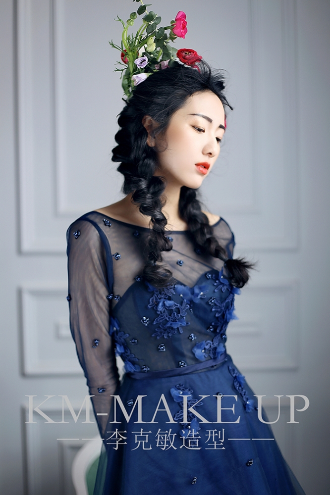 点击大图看下一张：初见