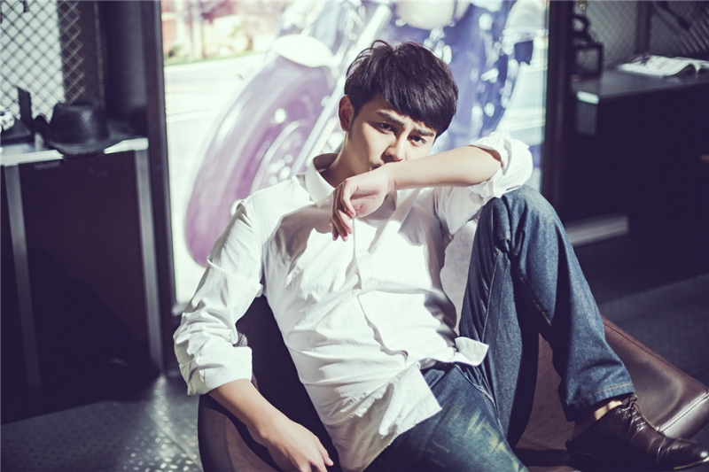 点击大图看下一张：时尚车库