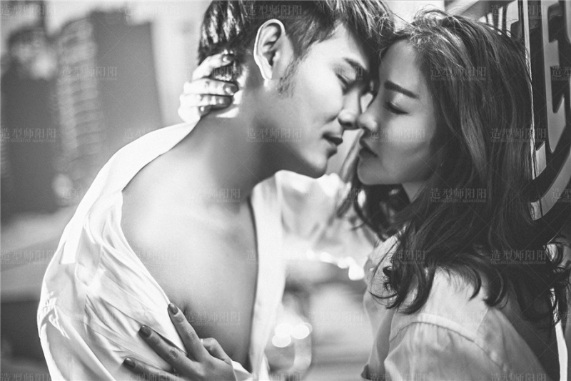 点击大图看下一张：时尚车库