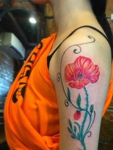 漂亮精致的花臂花朵纹身刺青