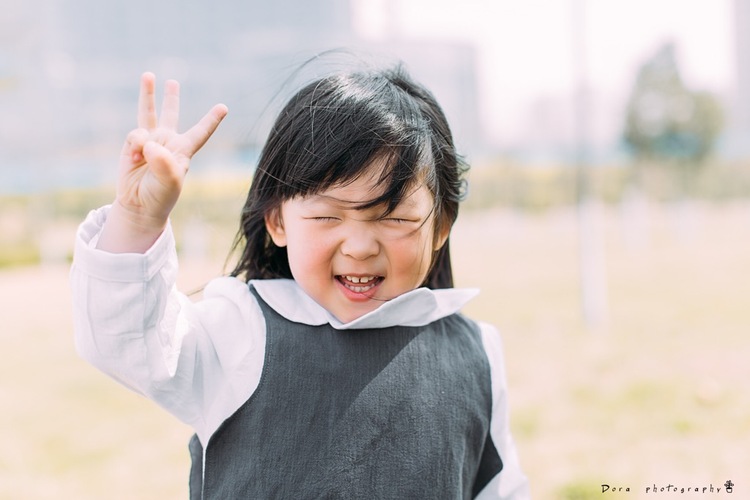 点击大图看下一张：微风吹拂着的春天