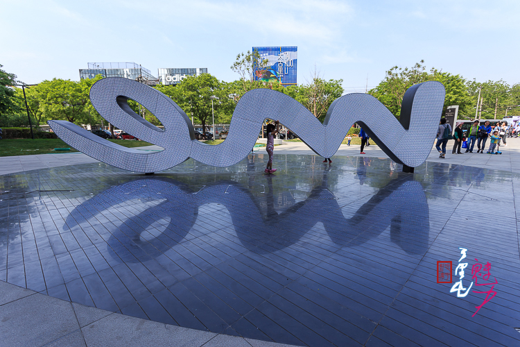 点击大图看下一张：魅力三里屯