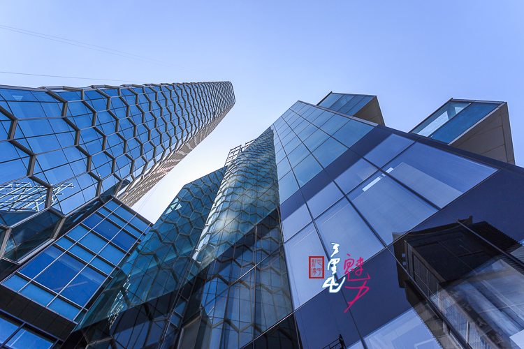 点击大图看下一张：魅力三里屯