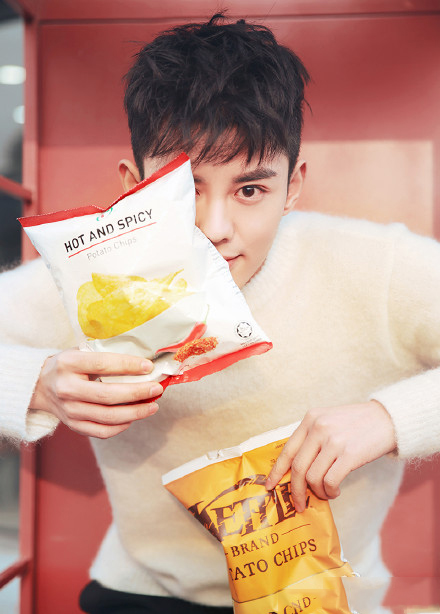 点击大图看下一张：男模孙佳琪 阳光暖男图片