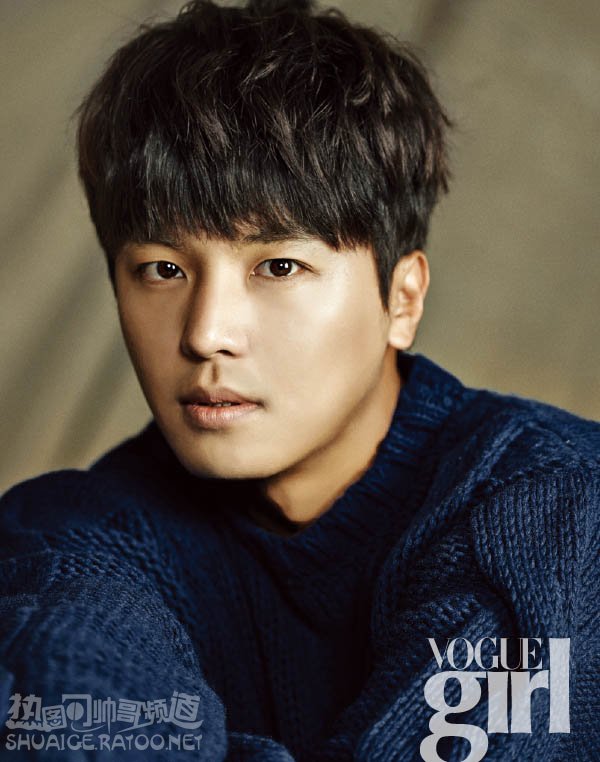 点击大图看下一张:韩国帅哥延宇振登时尚杂志演绎暖男魅力