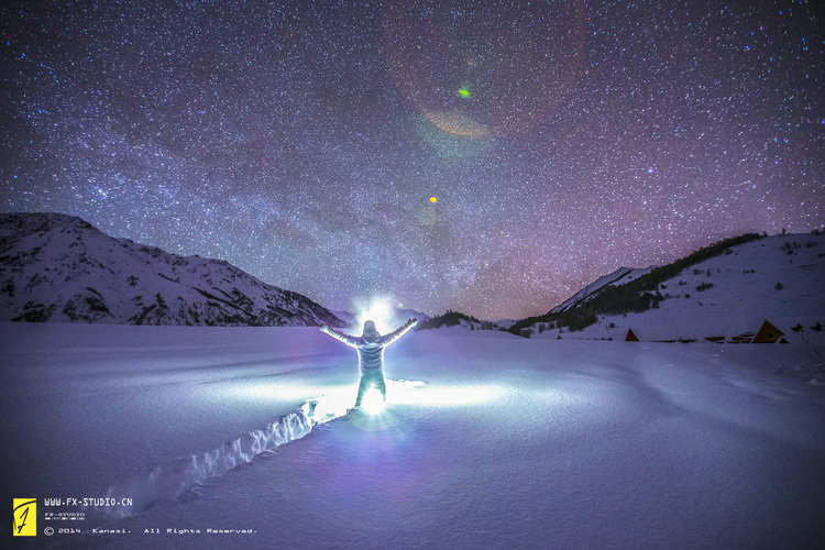 点击大图看下一张:星空下的童话世界