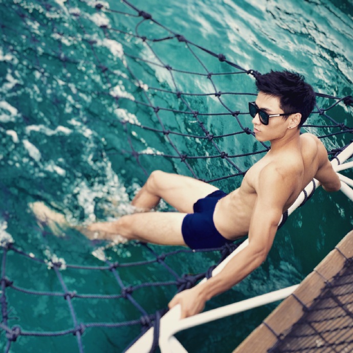 点击大图看下一张:小李易峰曹云航Allen