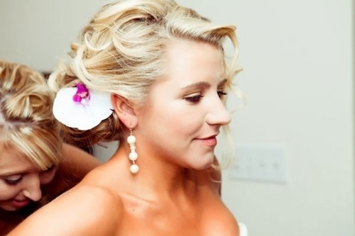 点击大图看下一张：华丽优雅的新娘发型完美登场惊艳四座