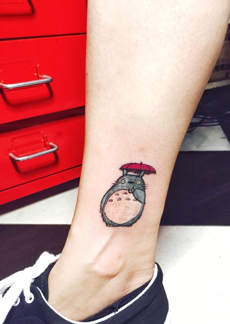 点击大图看下一张：裸脚可爱卡通动物纹身刺青可爱极了