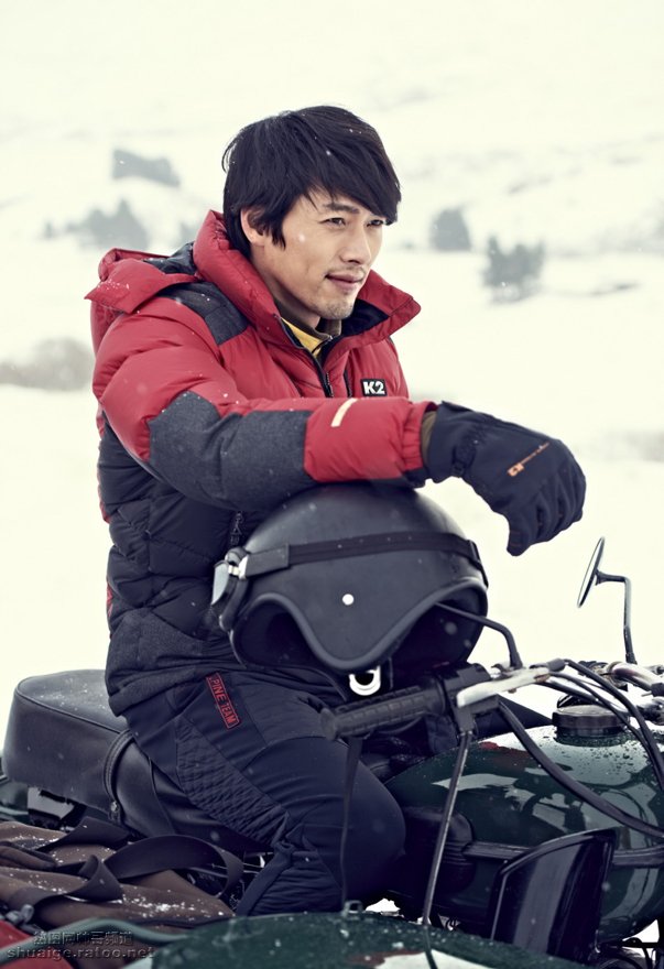 点击大图看下一张：韩国男演员玄彬新西兰广告写真