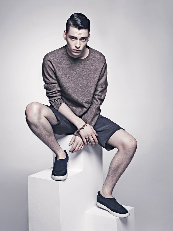 点击大图看下一张：欧美潮男时尚帅气的男人发型图片