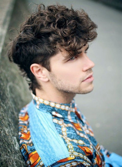 点击大图看下一张：欧美酷帅时尚型男高清图片