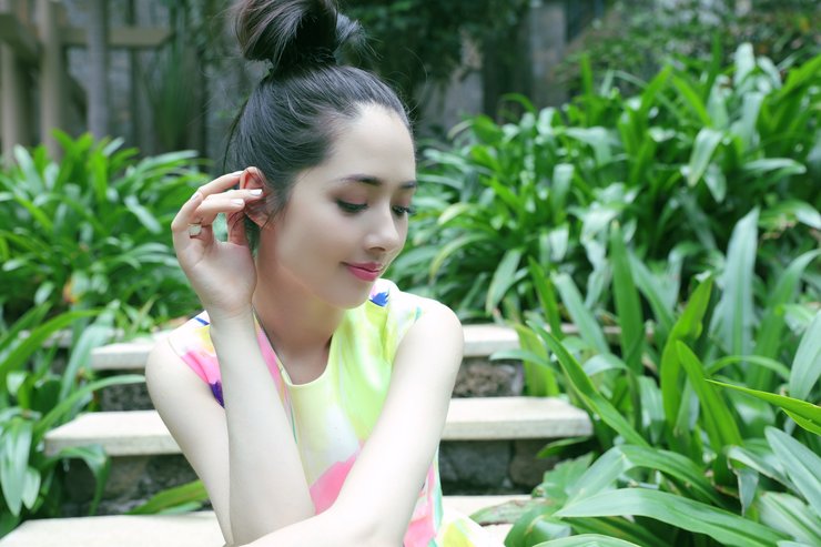 点击大图看下一张:郭碧婷海边随拍写真全曝光