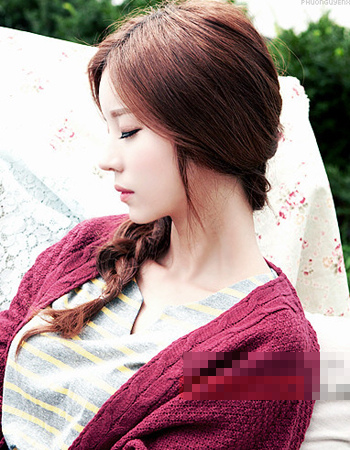 点击大图看下一张：韩式扎辫子发型 清纯唯美女人辫子发型图片