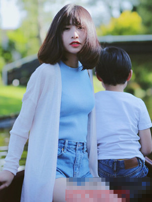 点击大图看下一张:适合学生妹的梨花头发型