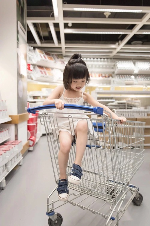 点击大图看下一张:欢乐在宜家