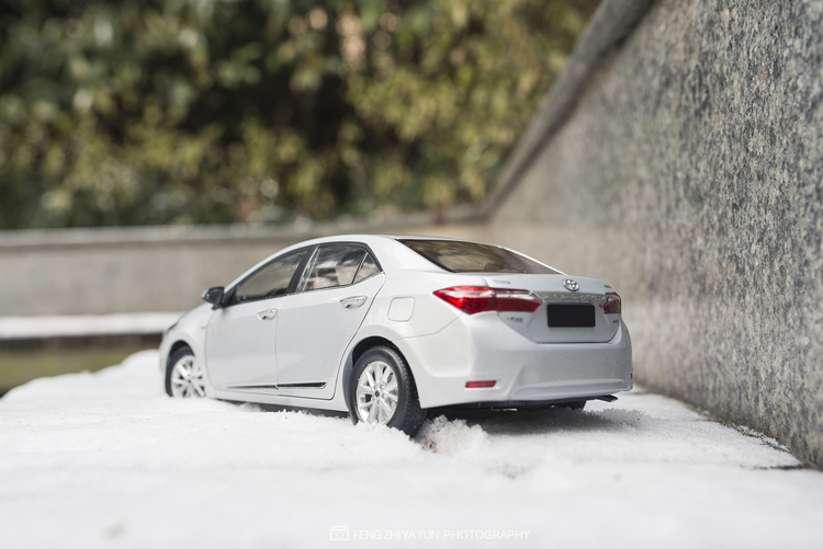 点击大图看下一张:一汽丰田卡罗拉 汽车模型