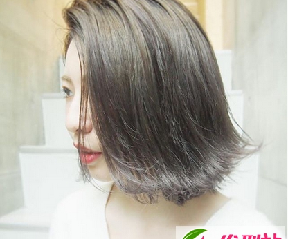 点击大图看下一张:新潮海军灰发色 蓝色和灰色间的奇妙反应