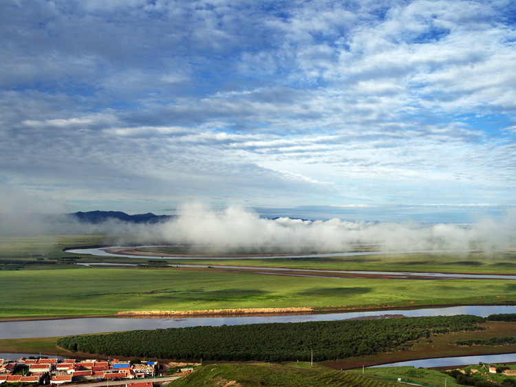 点击大图看下一张：九曲黄河第一弯