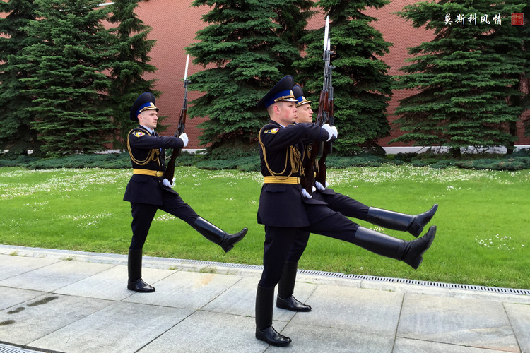 点击大图看下一张：莫斯科风情