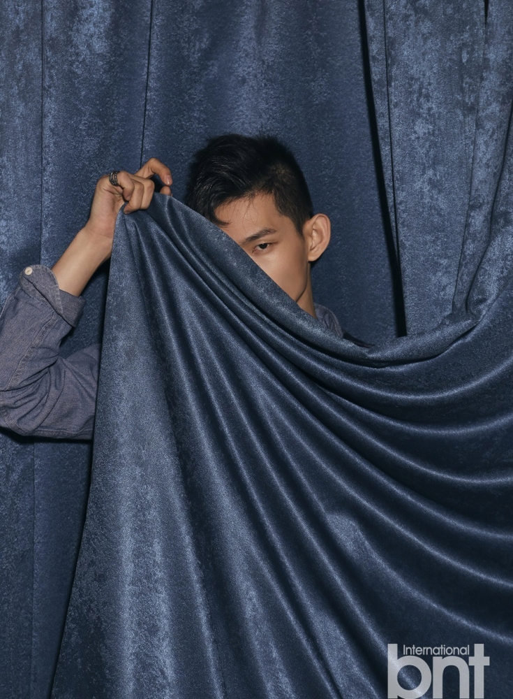 点击大图看下一张:韩国帅哥朴亨燮时尚优雅魅力写真