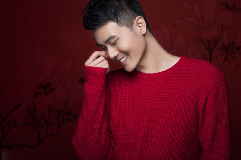 点击大图看下一张:时尚帅哥孙玮伦暖男笑容魅惑人心