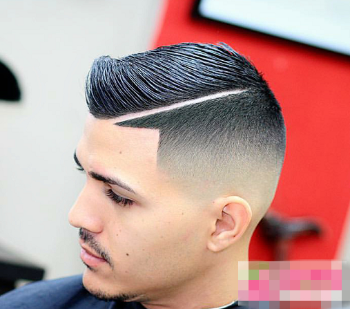 点击大图看下一张:男生个性刀疤痕雕刻 经典复古油头设计图片大全