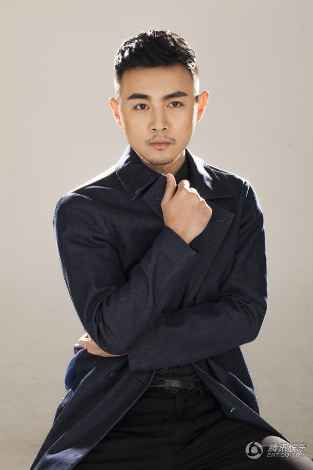 点击大图看下一张：帅哥明星张天骐小鲜肉刮起型男风