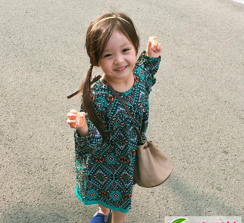 点击大图看下一张：韩国小萝莉可爱扎发 小女孩编发扎发儿童发型大全