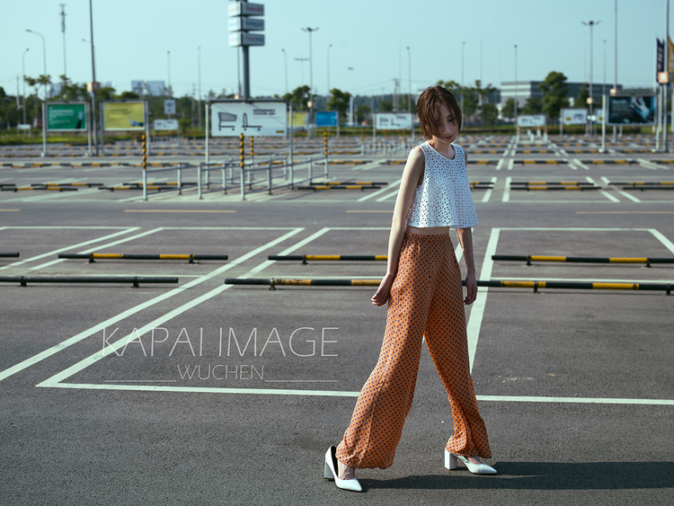 点击大图看下一张：好久不见