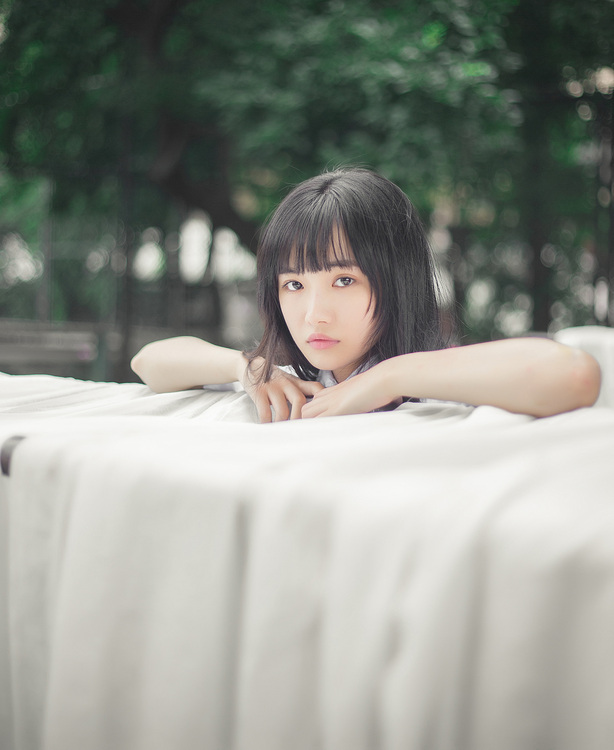 点击大图看下一张：在学校里散步才是正经事