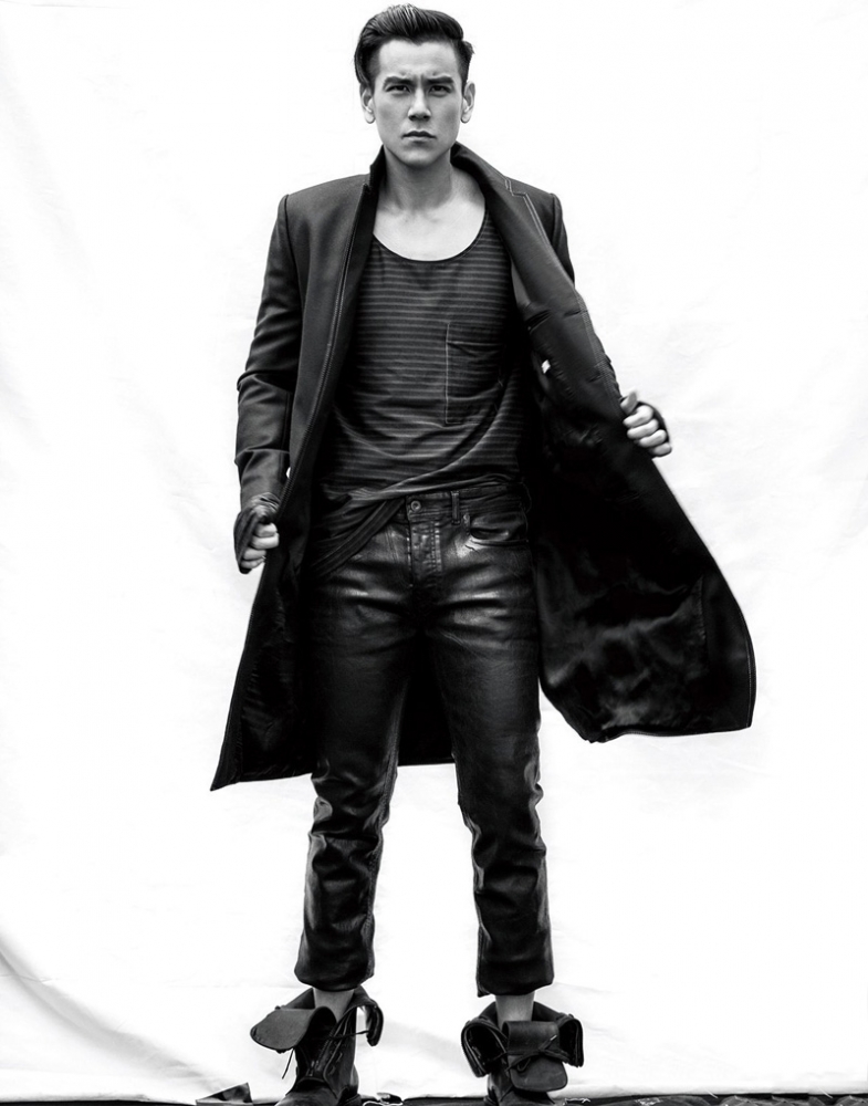 点击大图看下一张：彭于晏雅痞大片网友惊呼太野性