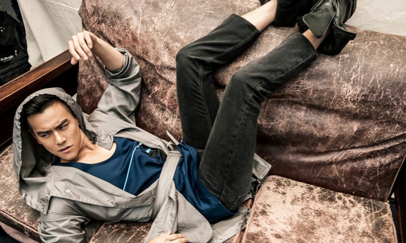 点击大图看下一张：彭于晏雅痞大片网友惊呼太野性