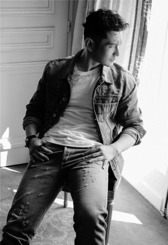 点击大图看下一张:黄晓明牛仔上身大玩儿雅痞风