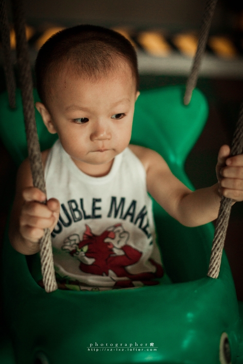 点击大图看下一张:佑佑两岁了