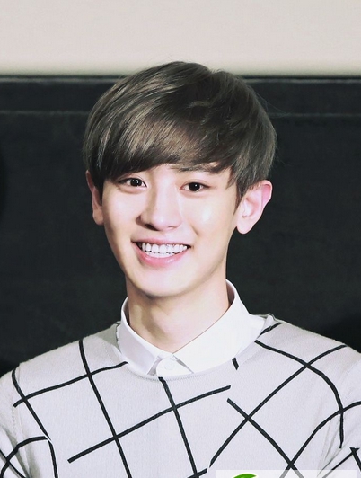 点击大图看下一张:男生最新流行染发颜色图片大全